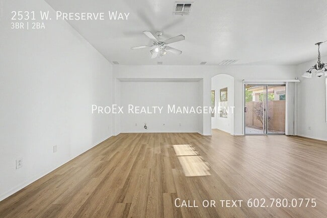Building Photo - 2531 W Preserve Way
