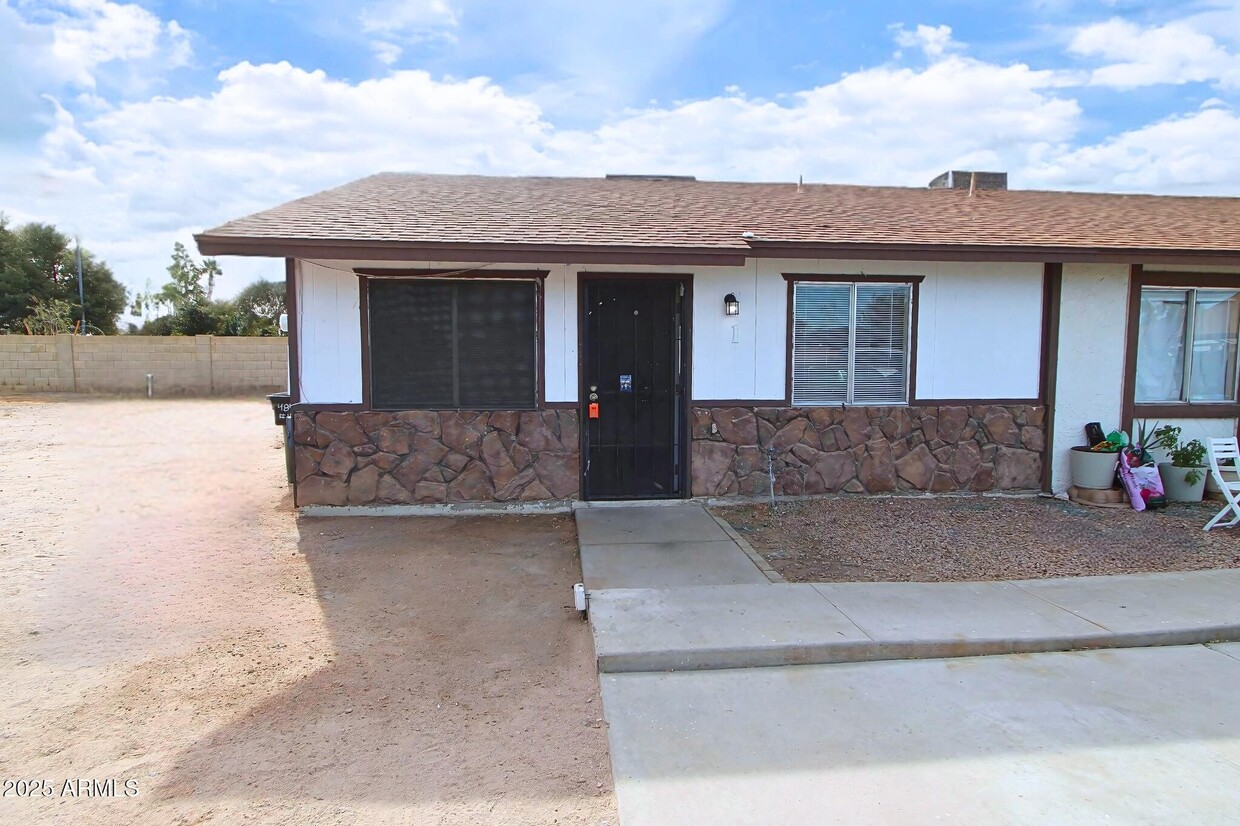 Primary Photo - 4837 E Caballero Cir