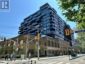 Building Photo - 505-1505 Richmond St W