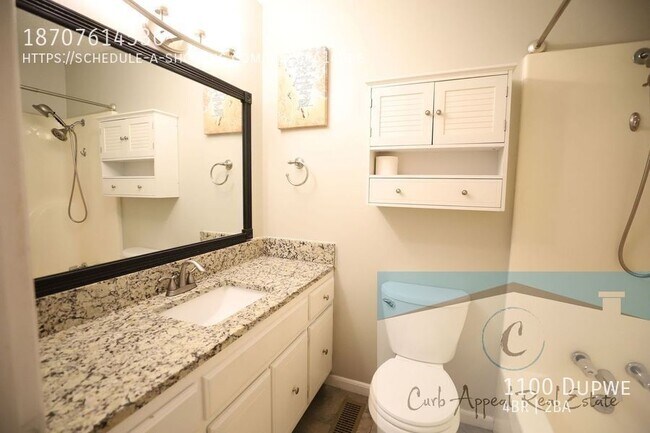 Foto del edificio - 1100 Dupwe-