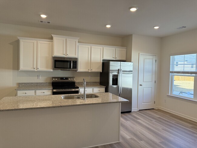 Foto del edificio - 1583 Salem Dr