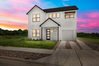 Building Photo - 2720 Bristol Dr