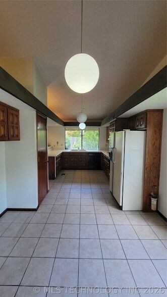 Foto del edificio - 4027 E 82nd Pl