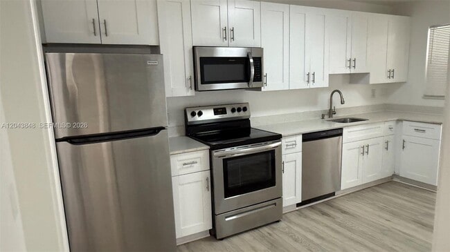 Foto del edificio - 411 SE 10th St