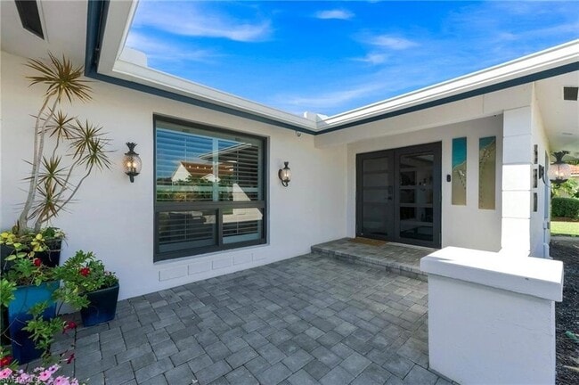 Building Photo - 580 Tripoli Ct