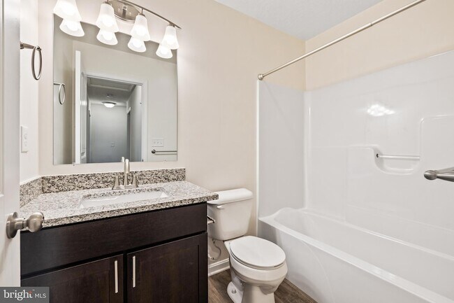 Foto del edificio - 338 Cadbury Dr