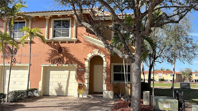 Building Photo - 15315 SW 31st Terrace