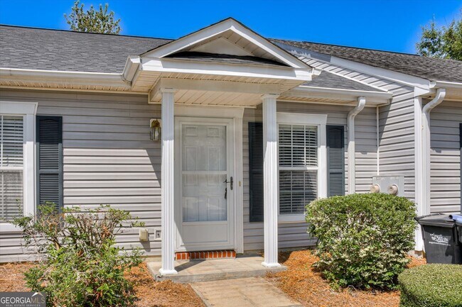 Foto del edificio - 1013 Old Marks Dr