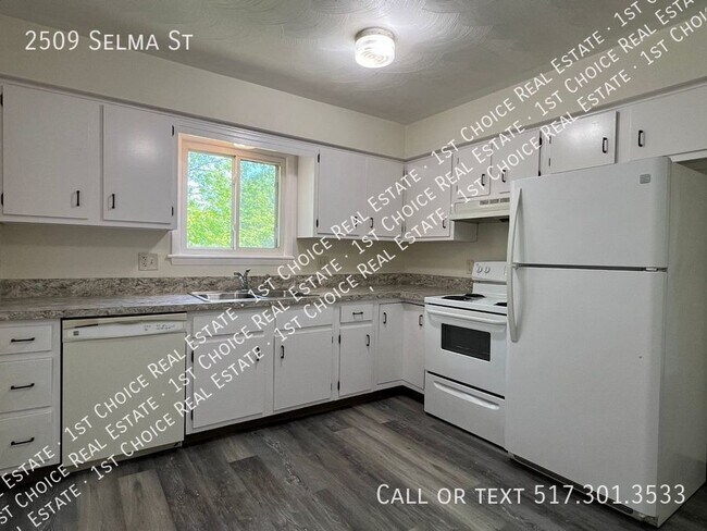 Foto del edificio - 2509 Selma St