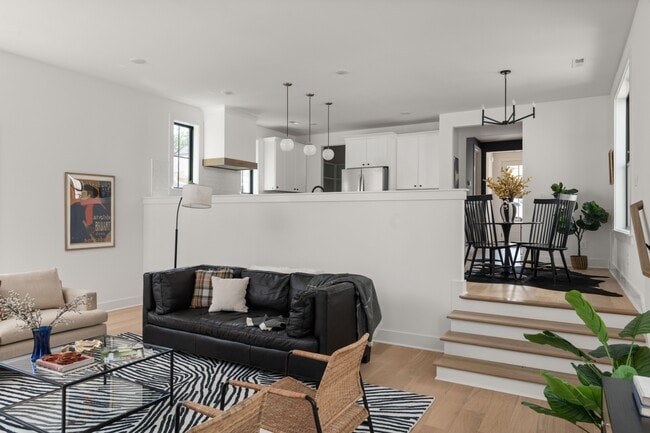 Building Photo - 1417 Porter Rd