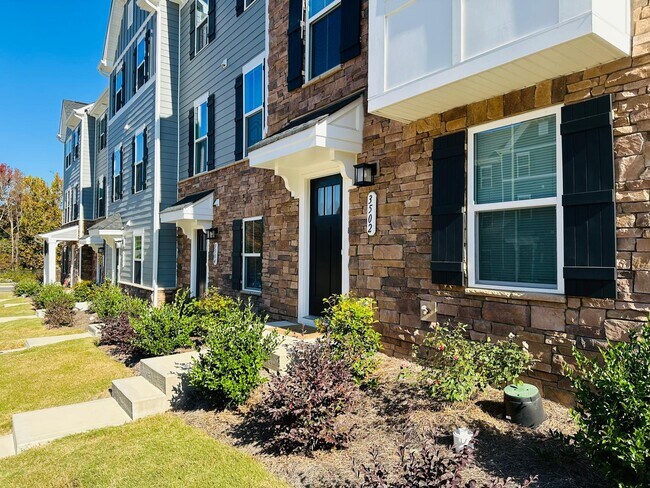 Foto del edificio - 3502 Timber Ml Dr