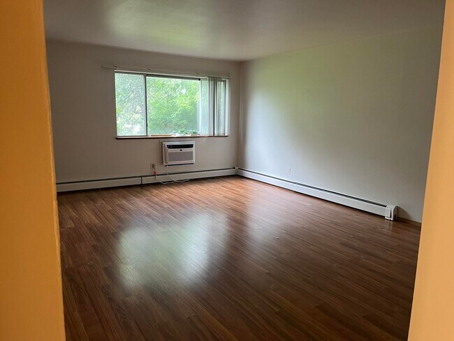 Foto del edificio - 3811 S 35th St