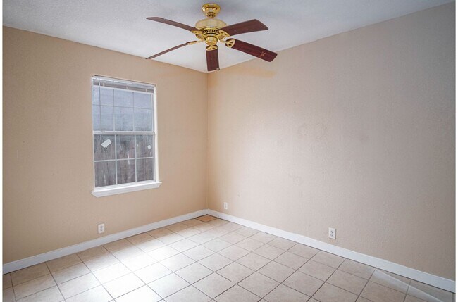 Foto del edificio - 717 N Colorado St