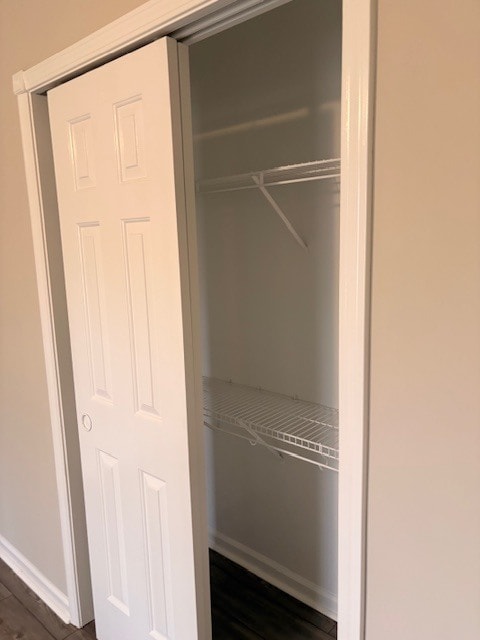 Building Photo - 10738 N Park Ave