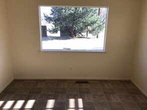Building Photo - 330 Ziller Way
