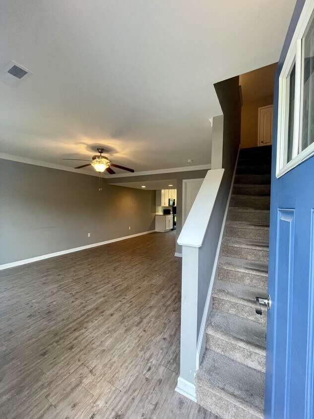 Foto principal - 81 Gloucester Dr
