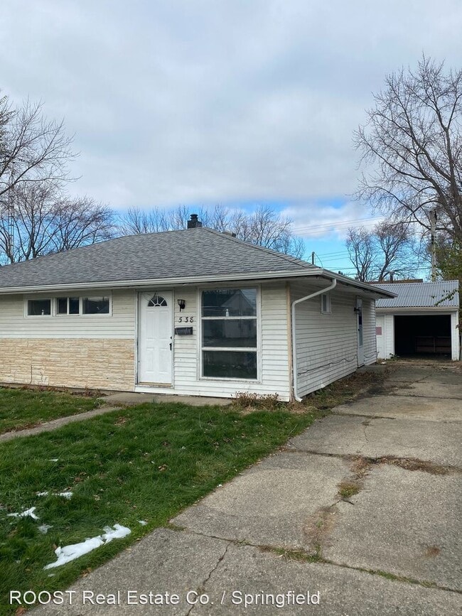 Building Photo - 3 br, 1 bath House - 538 Portage Path