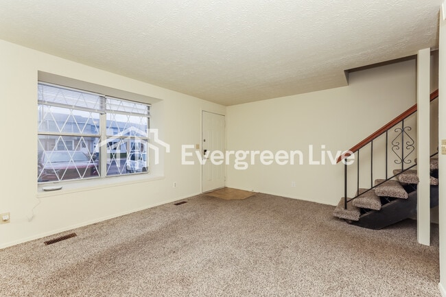 Foto del edificio - 7737 Mt Hood