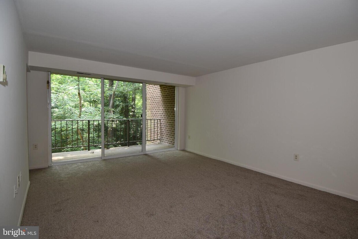 1558 Northgate Square Unit 12B, Reston, VA 20190 Condo for Rent in