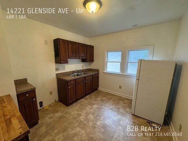 Building Photo - 14221 Glenside Rd