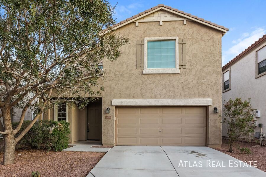 Primary Photo - 1229 E Taylor Trail