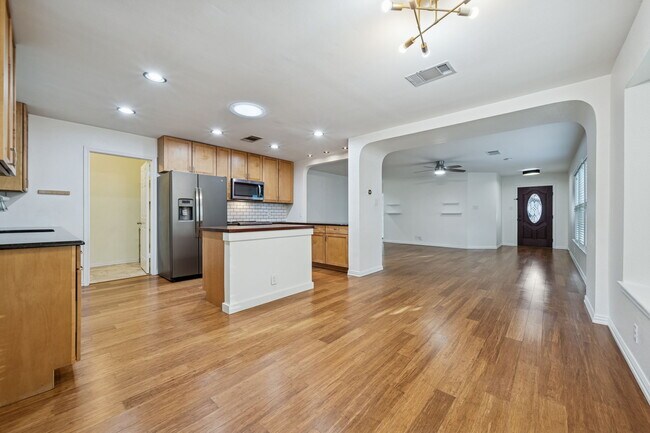 Building Photo - 4308 Dos Cabezas Dr