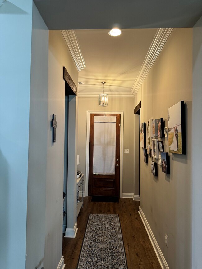 Foto del edificio - 103 Ella Hill St