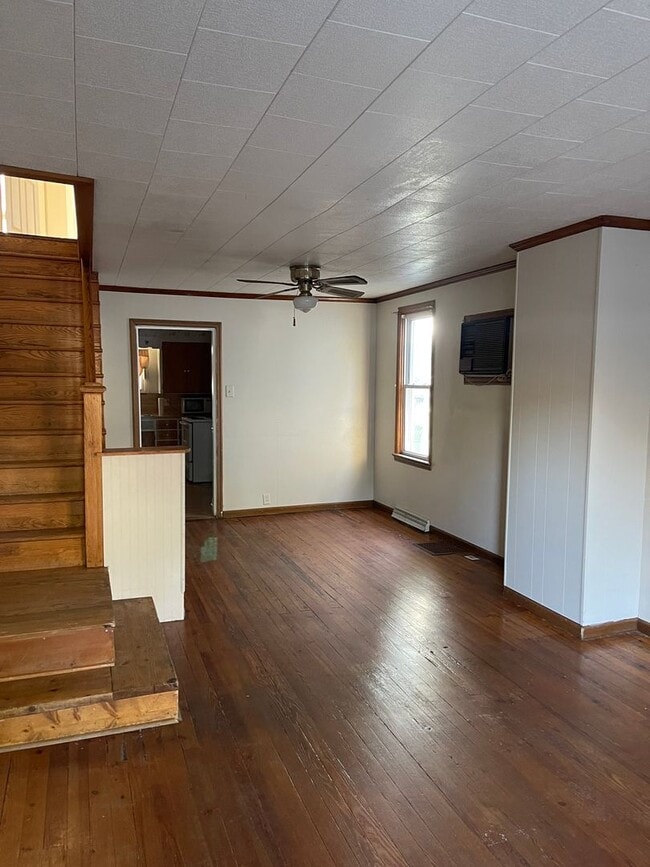 Building Photo - Three bedroom home in Beautiful Carlisle area