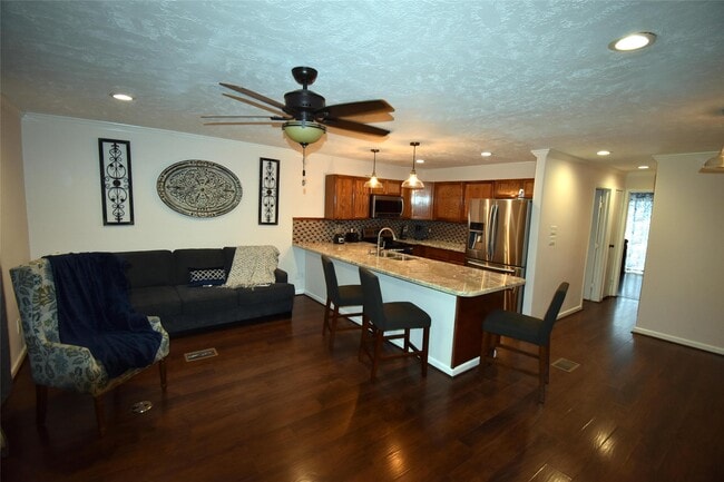 Foto del edificio - 3900 Aspen Dr
