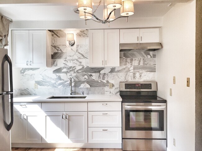 Foto del edificio - 6412 58th Ave NE