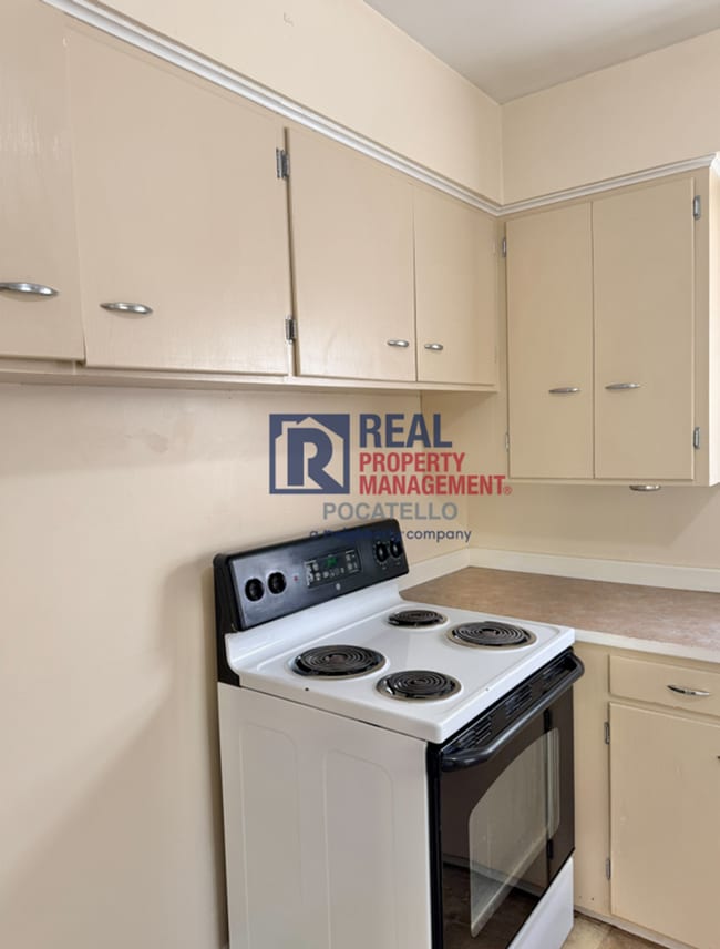 Foto del edificio - 734 Dogwood St