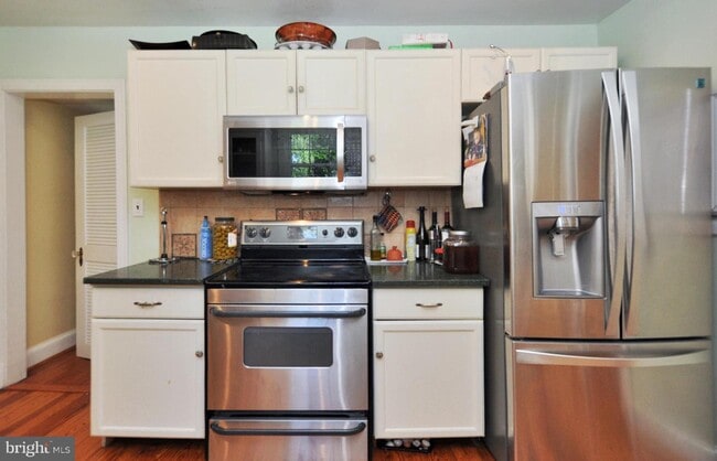 Foto del edificio - 6416 Western Ave