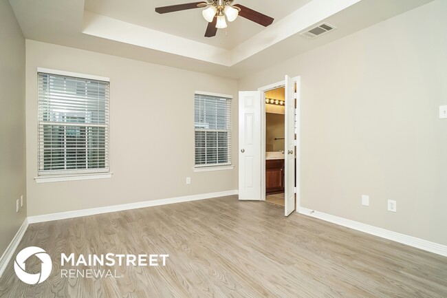 Building Photo - 214 Townsell Ct