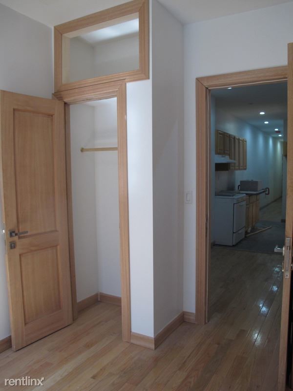 Foto del edificio - 1342 Bergen St