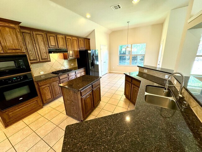 Foto del edificio - 1703 Stonewick Dr