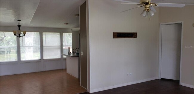 Foto del edificio - 441 W Hwy 318