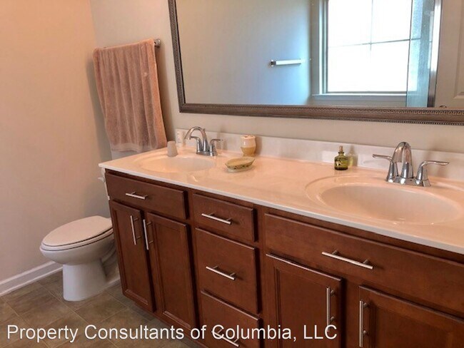 Building Photo - 4 br, 2.5 bath House - 631 Stickley Road