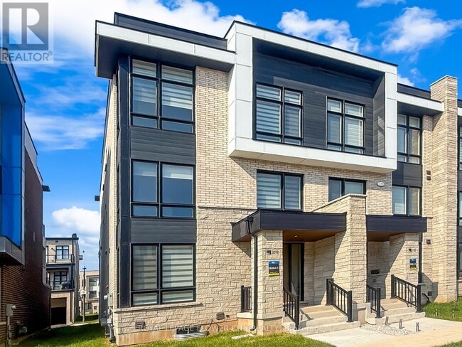 Building Photo - 3098 Meadowridge Dr