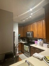 Building Photo - 6 Kissam Ct