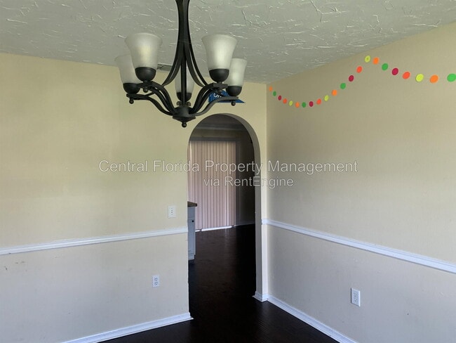 Photo - 4300 Iveyglen Avenue House