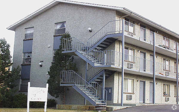 Primary Photo - College View Apartments