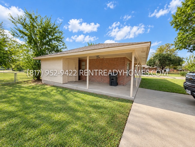 Foto del edificio - 2528 Pinon Ct