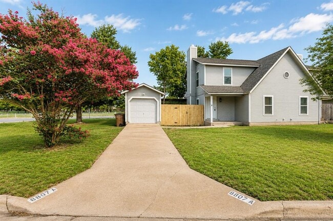 Building Photo - 8807 Springmail Cir