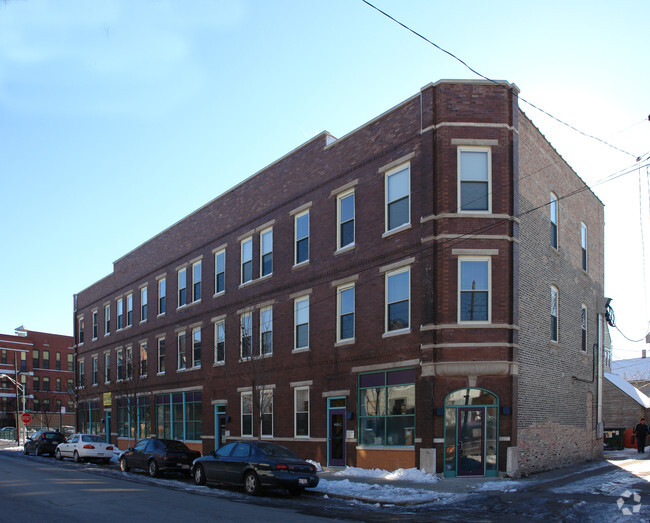 Building Photo - 4600 S Wood St