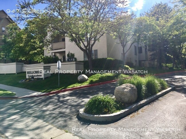 Foto del edificio - 947 Creekhill Ln