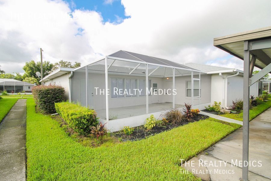 AMAZING 3 Bedroom, 2 Bathroom Home in Lees... House Rental in