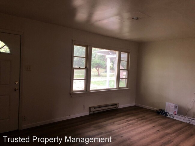 Building Photo - 2 br, 1 bath House - 1021 Randy Drive