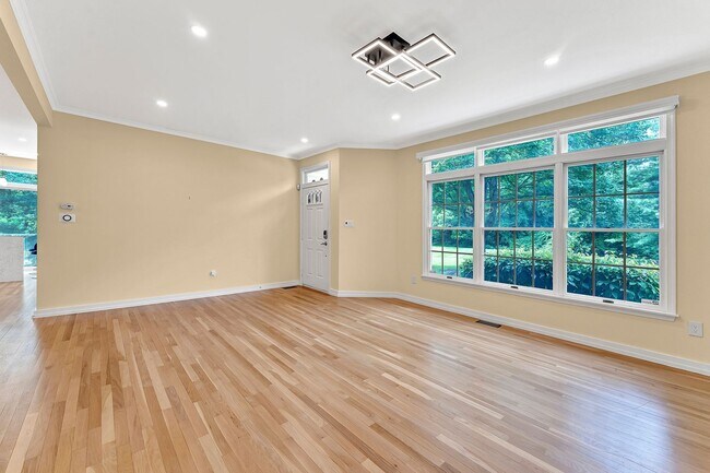 Foto del edificio - 119 St Clair Ct