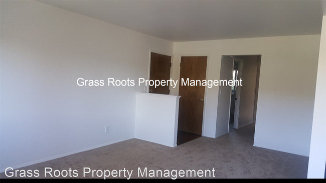 Foto del edificio - 2 br, 1.5 bath House - 125 Presley, Unit E