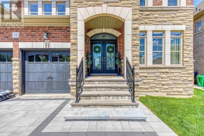 Building Photo - 13 Franmar Rd